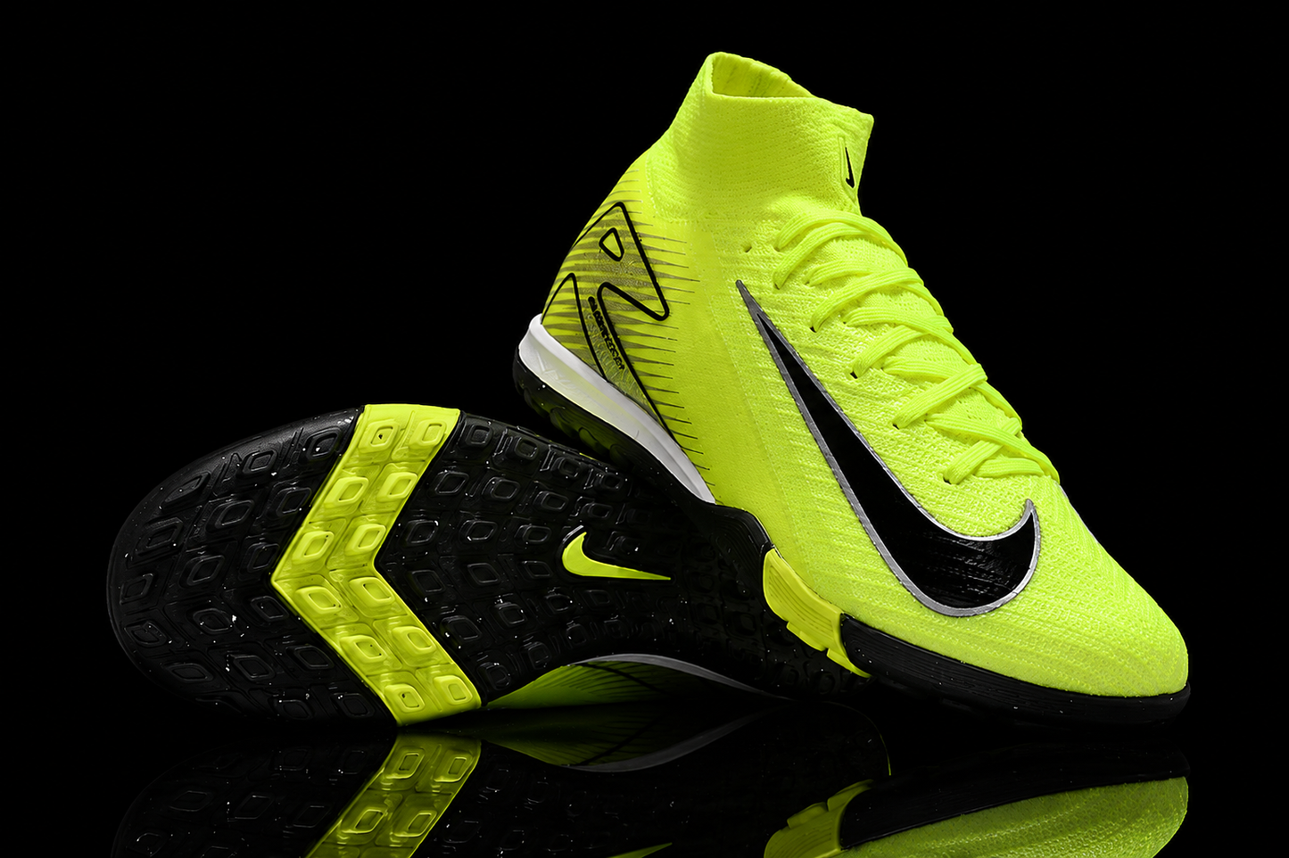 Mercurial Superfly 10 Voltage Pack Elite Turf Surface