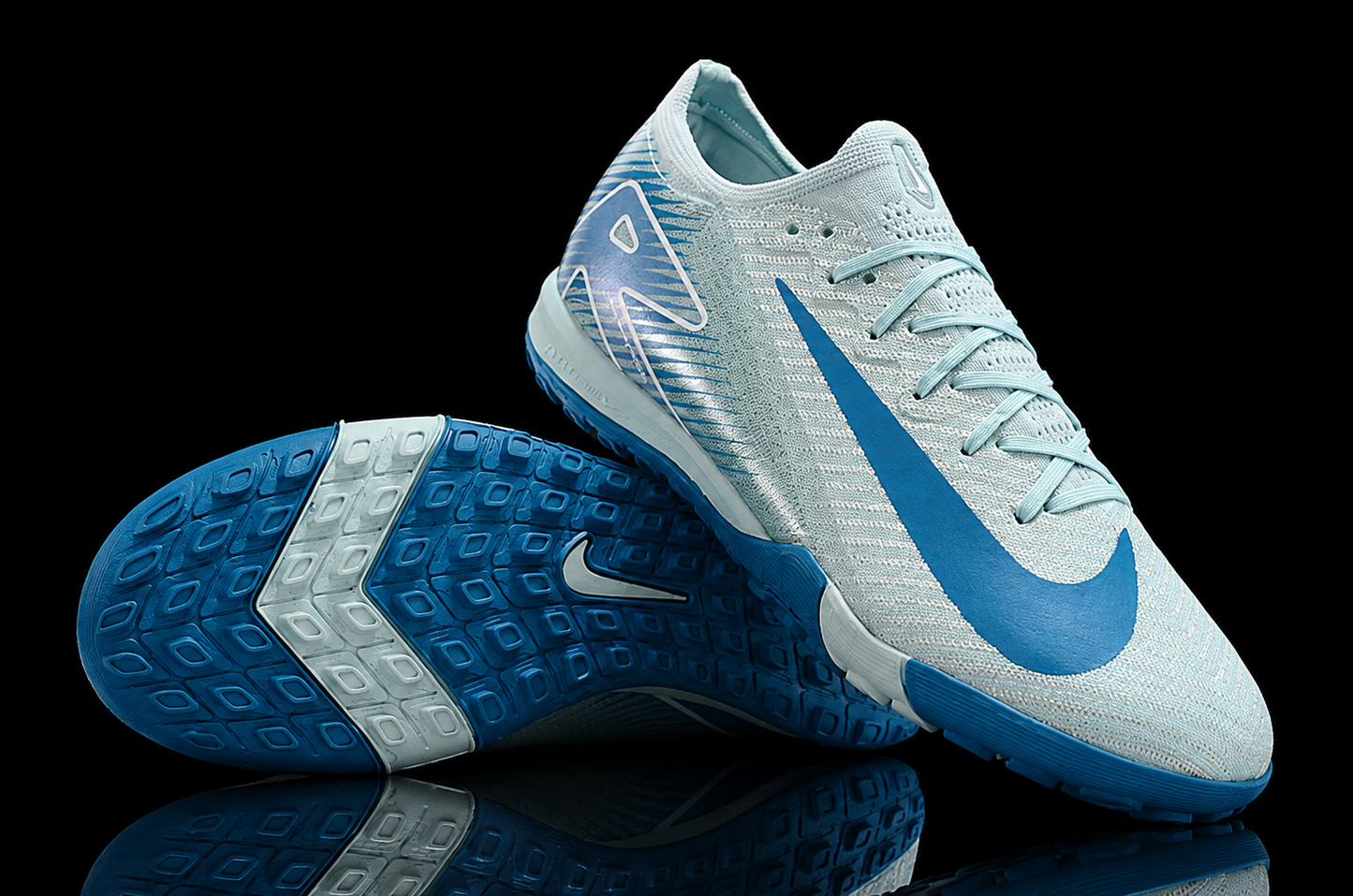 Mercurial Vapor16 Superfly10 Glacier Blue Elite Turf surface