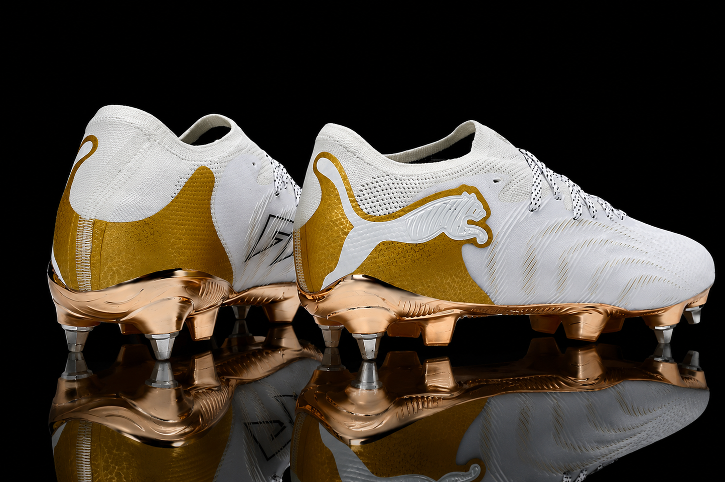 Future 8 Ultimate Golden Era Soft Ground