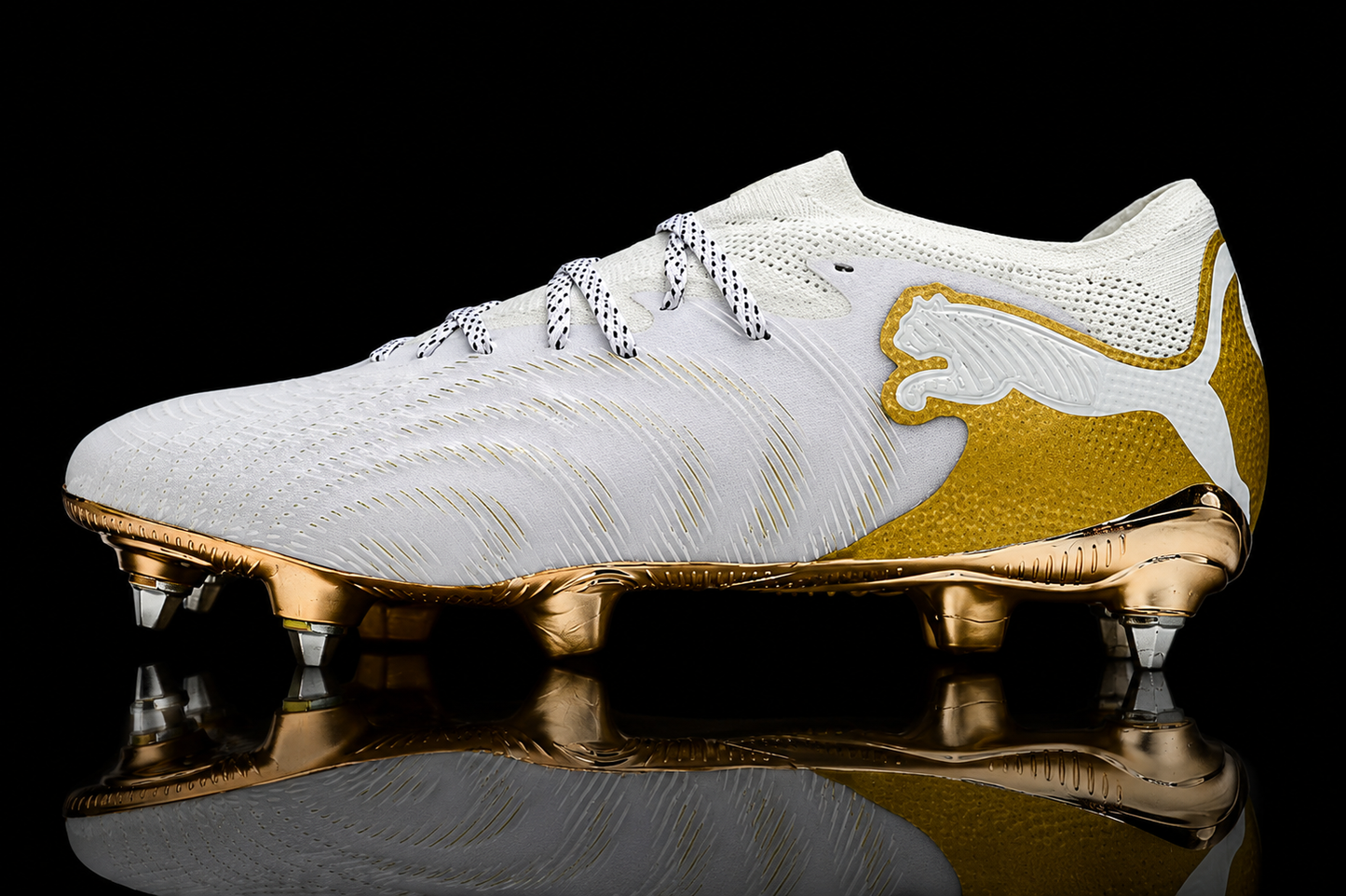 Future 8 Ultimate Golden Era Soft Ground