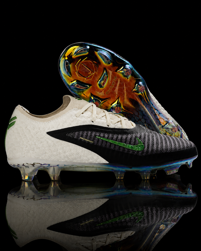 Phantom 6 "Black Mamba" Elite Frim Ground