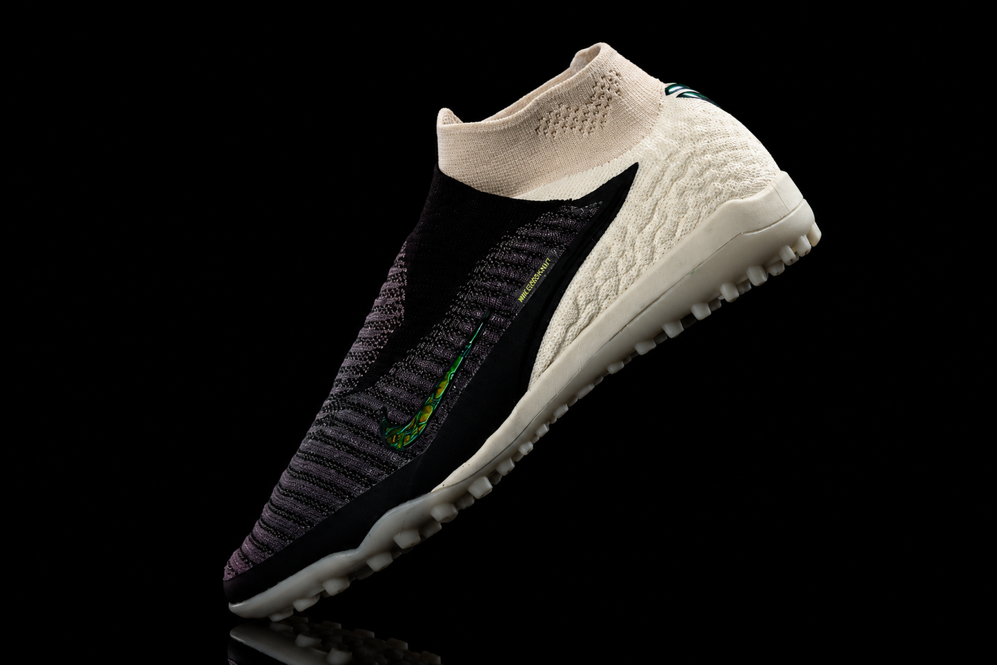 Phantom 6 "Black Mamba" GL Elite Turf Surface